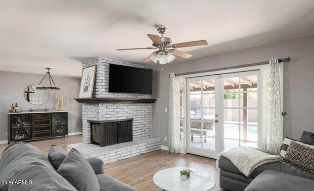 $4,300 | 225 East Minton Drive, Tempe, AZ 85282