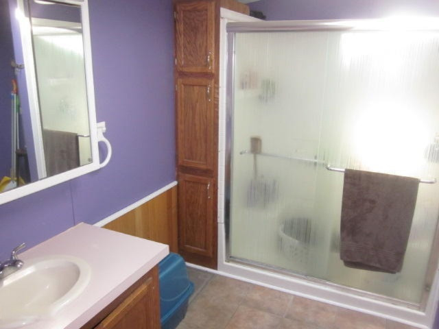 1220 East State Road Hastings, MI 49058 - Photo 10 of 15 002