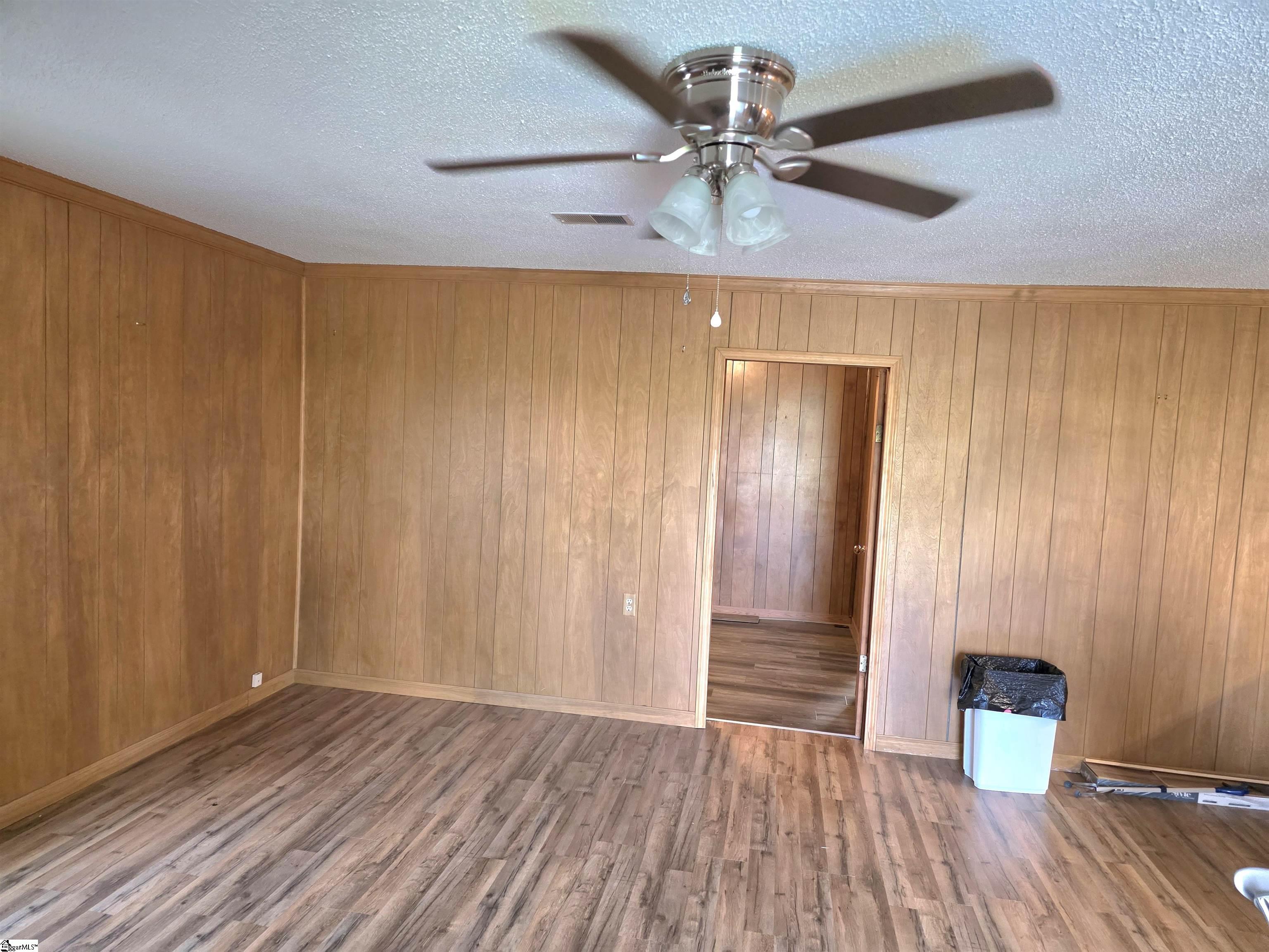 514 Boyd Road Laurens, SC 29360 - Photo 2 of 24