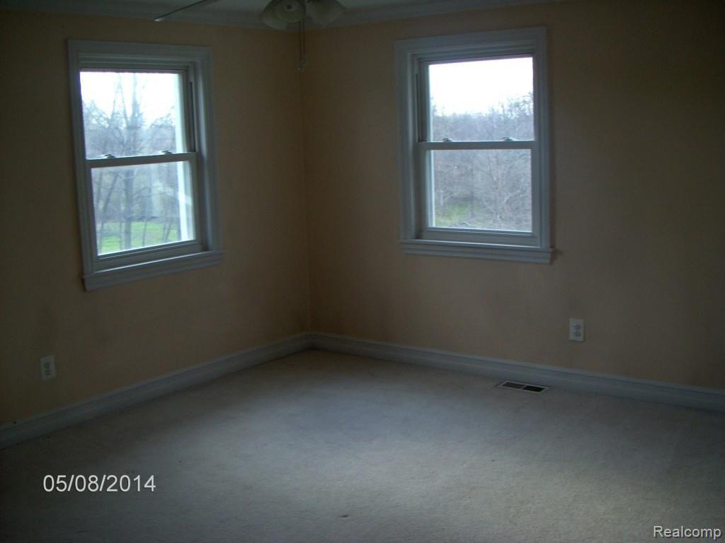 8540 Bryce Road Avoca, MI 48006 - Photo 18 of 21 HPIM9528.jpg