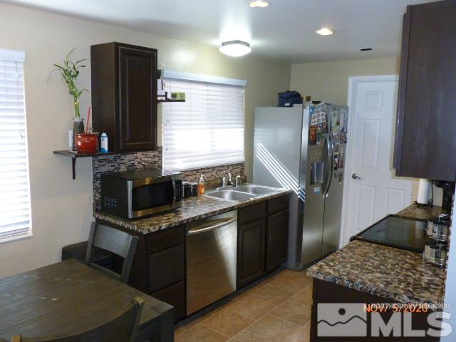 8700 Paloma Way Reno, NV 89506 - Photo 5 of 18 Photo 5