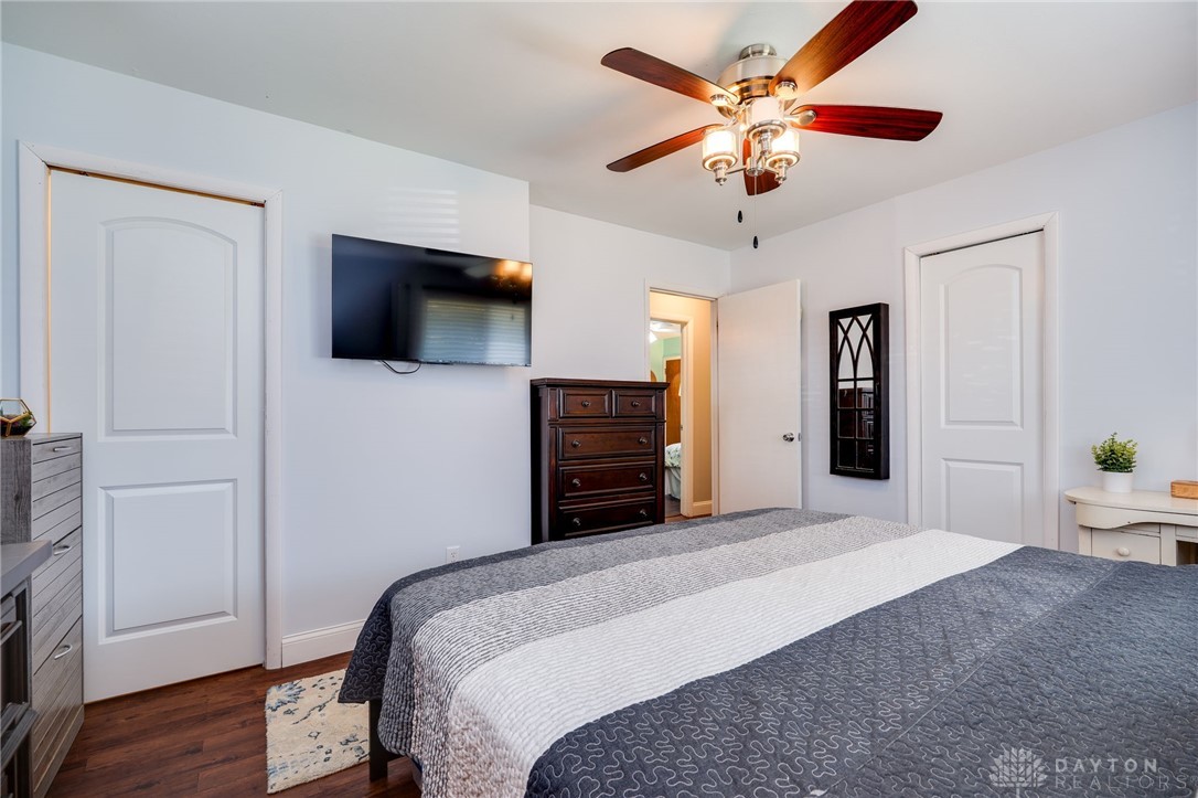 3073 Santa Rosa Drive Kettering, OH 45440 - Photo 21 of 45 Owners Bedroom