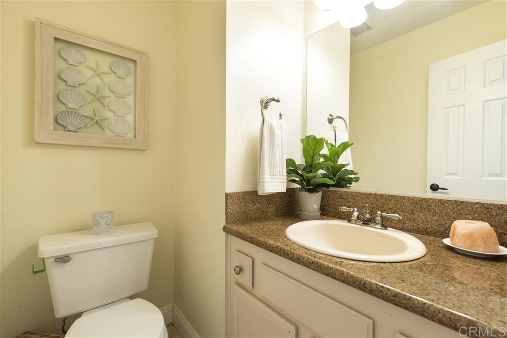 2673 Regent Road Carlsbad, CA 92010 - Photo 11 of 25
