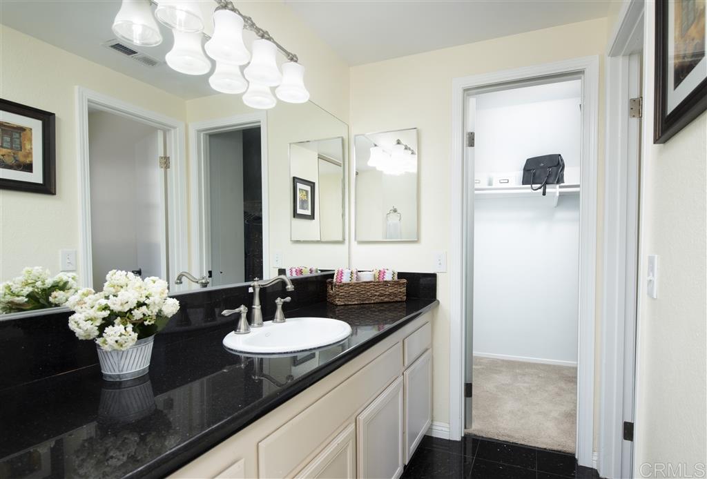 2673 Regent Road Carlsbad, CA 92010 - Photo 13 of 25