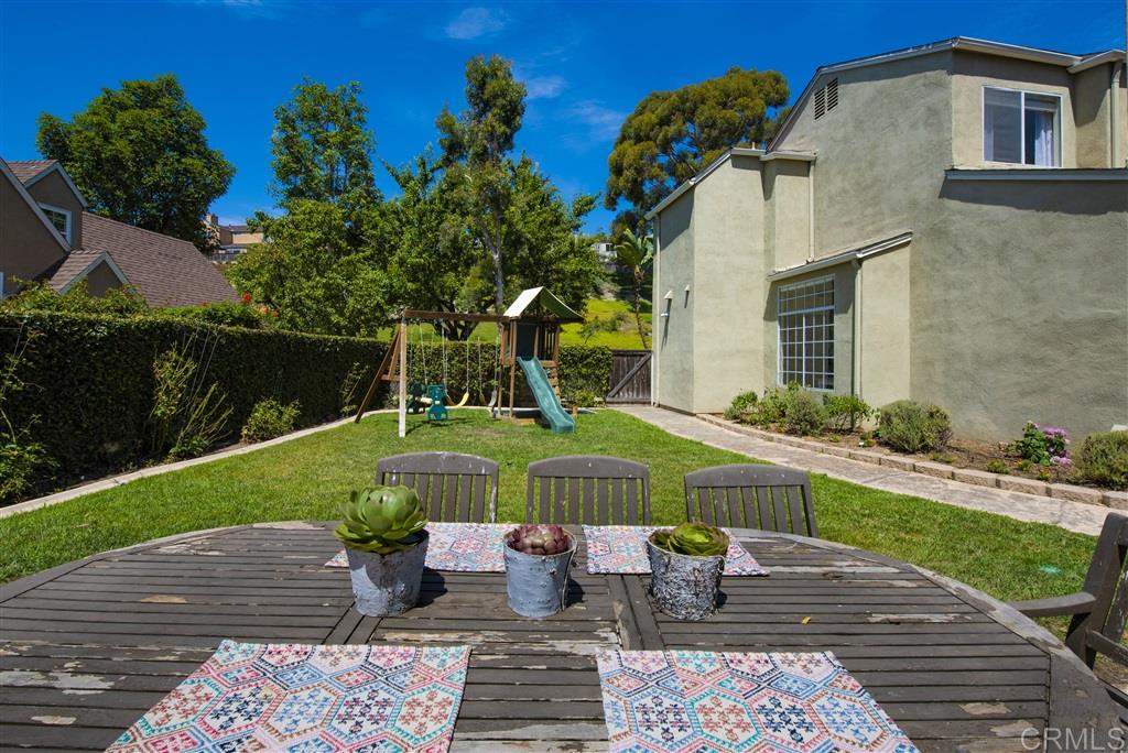 2673 Regent Road Carlsbad, CA 92010 - Photo 18 of 25