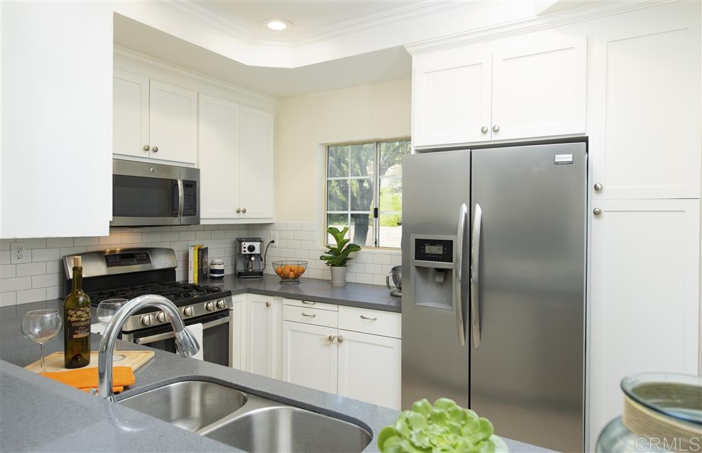 2673 Regent Road Carlsbad, CA 92010 - Photo 8 of 25