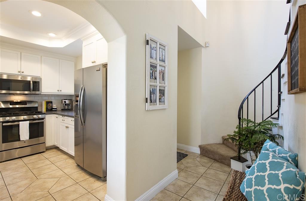 2673 Regent Road Carlsbad, CA 92010 - Photo 9 of 25