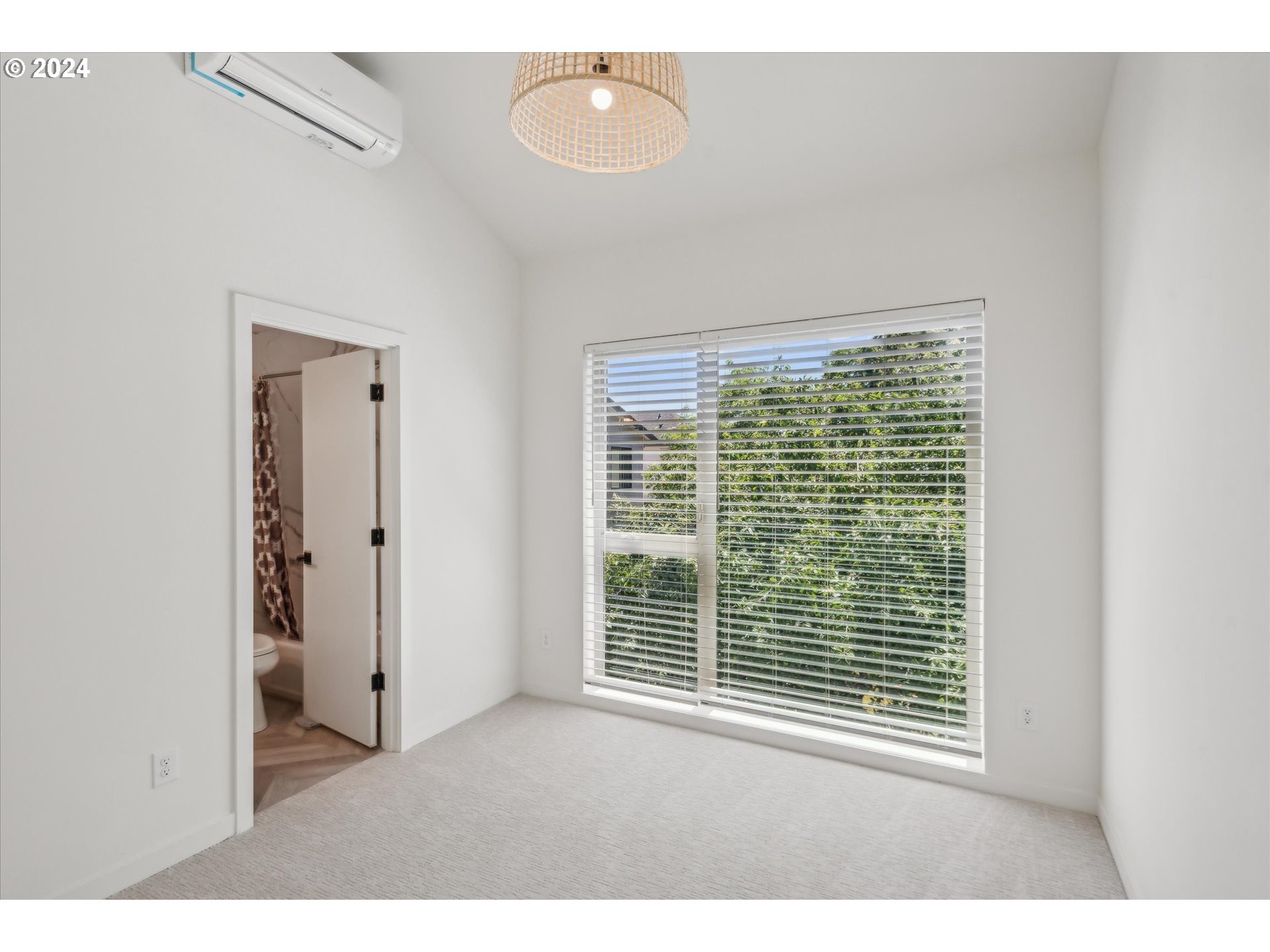 474 Northeast 73rd Avenue, Unit 3 Portland, OR 97213 - Photo 17 of 22