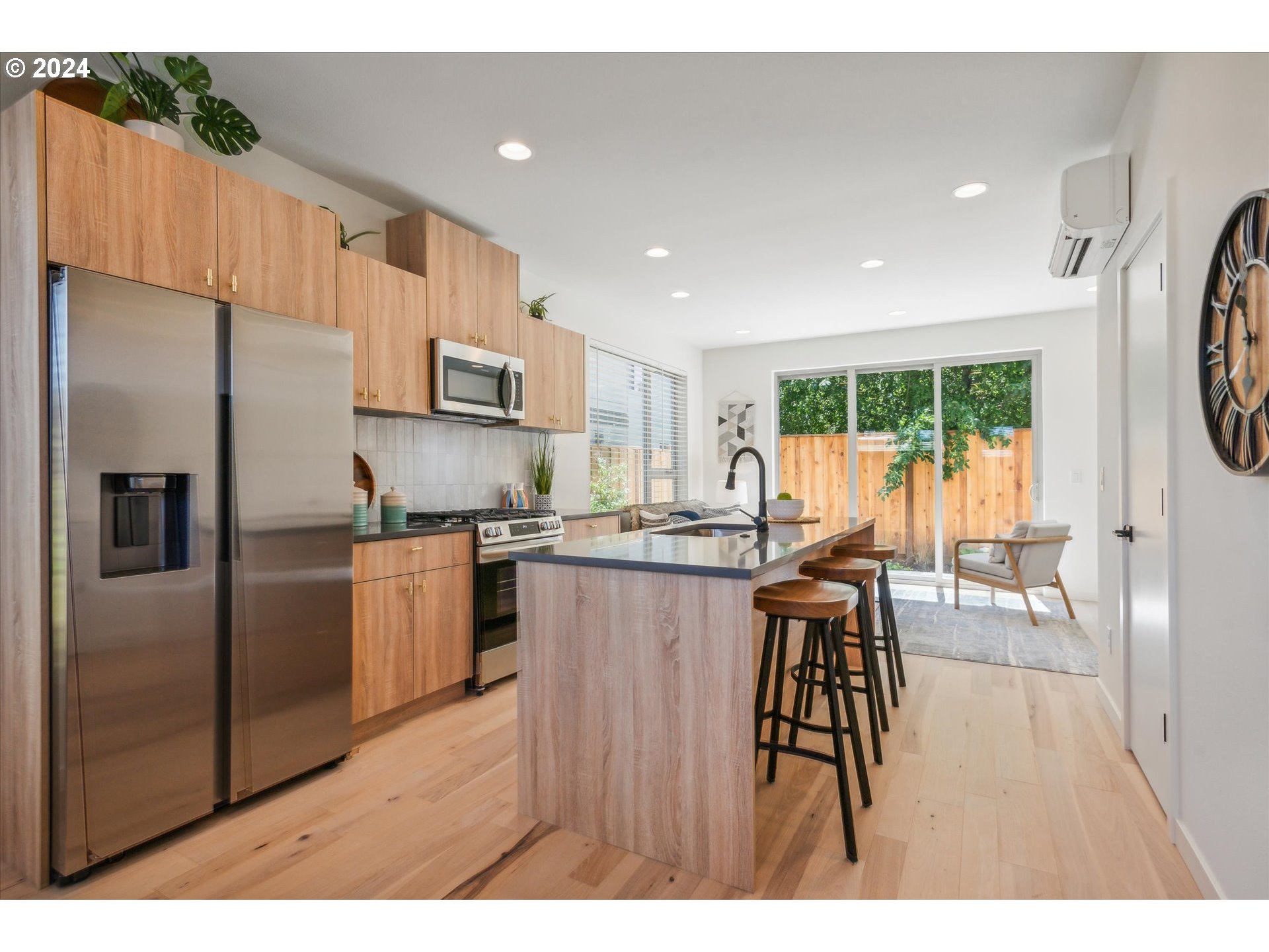 474 Northeast 73rd Avenue, Unit 3 Portland, OR 97213 - Photo 5 of 22