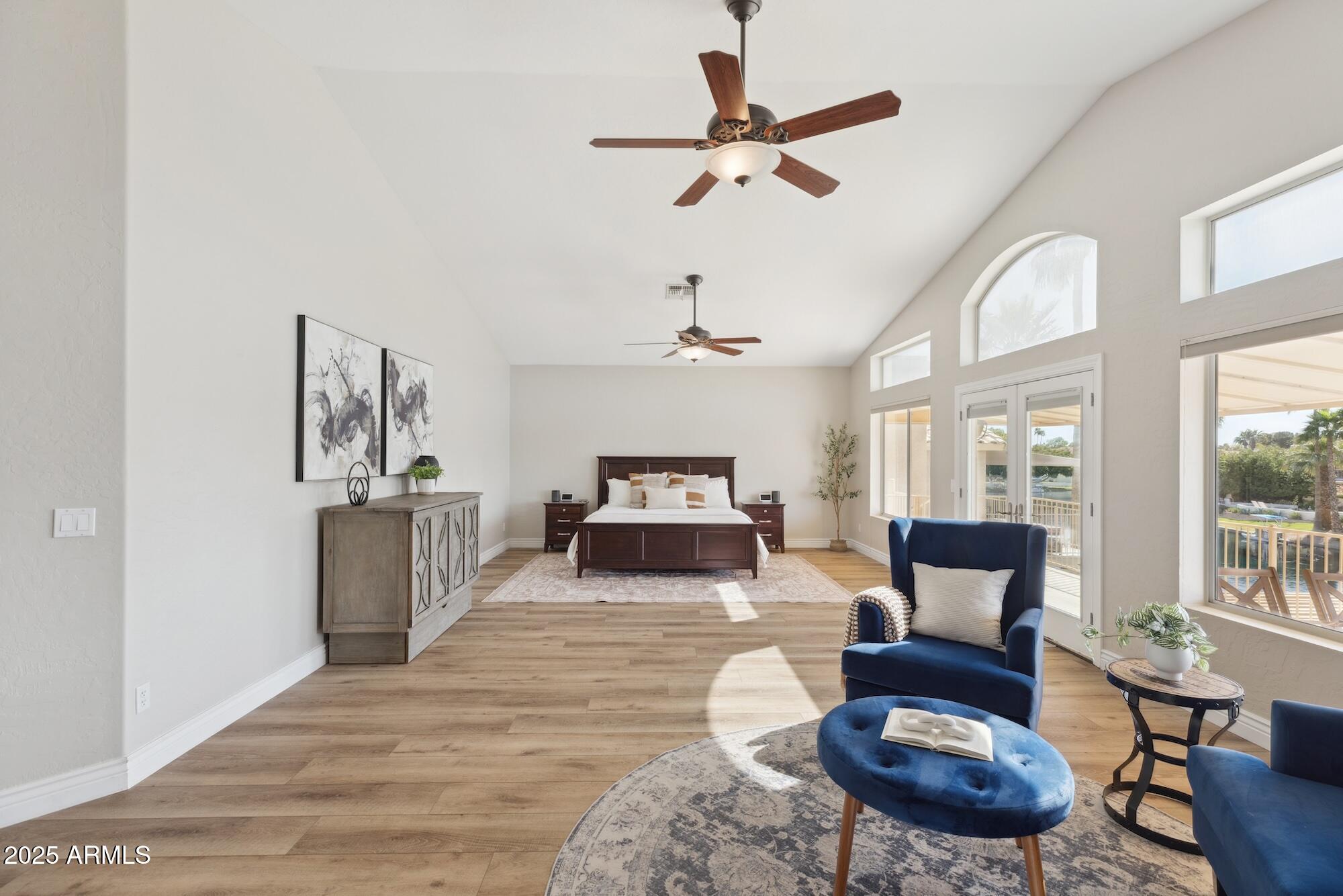 1321 West Shellfish Drive Gilbert, AZ 85233 - Photo 15 of 65 a living room with furniture