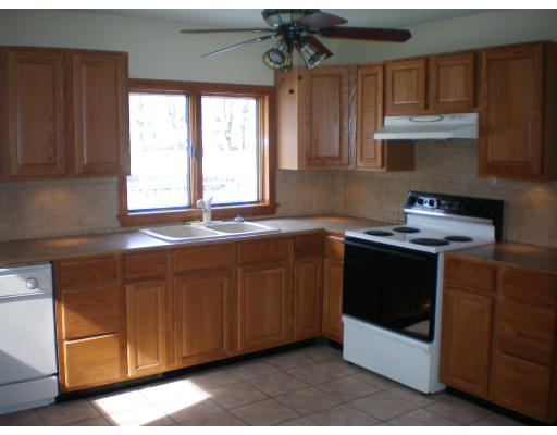 333 River Road Agawam, MA 01001 - Photo 3 of 20 Gallery Image 3
