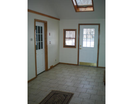 333 River Road Agawam, MA 01001 - Photo 4 of 20 Gallery Image 4
