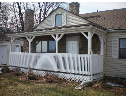 333 River Road Agawam, MA 01001 - Photo 6 of 20 Gallery Image 6