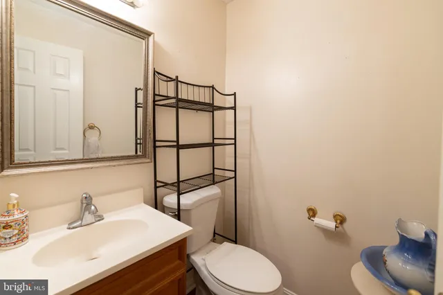 $235,000 | 205 Brunswick Road, Stephens City, VA 22655