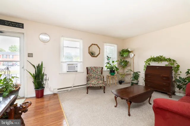 $235,000 | 205 Brunswick Road, Stephens City, VA 22655