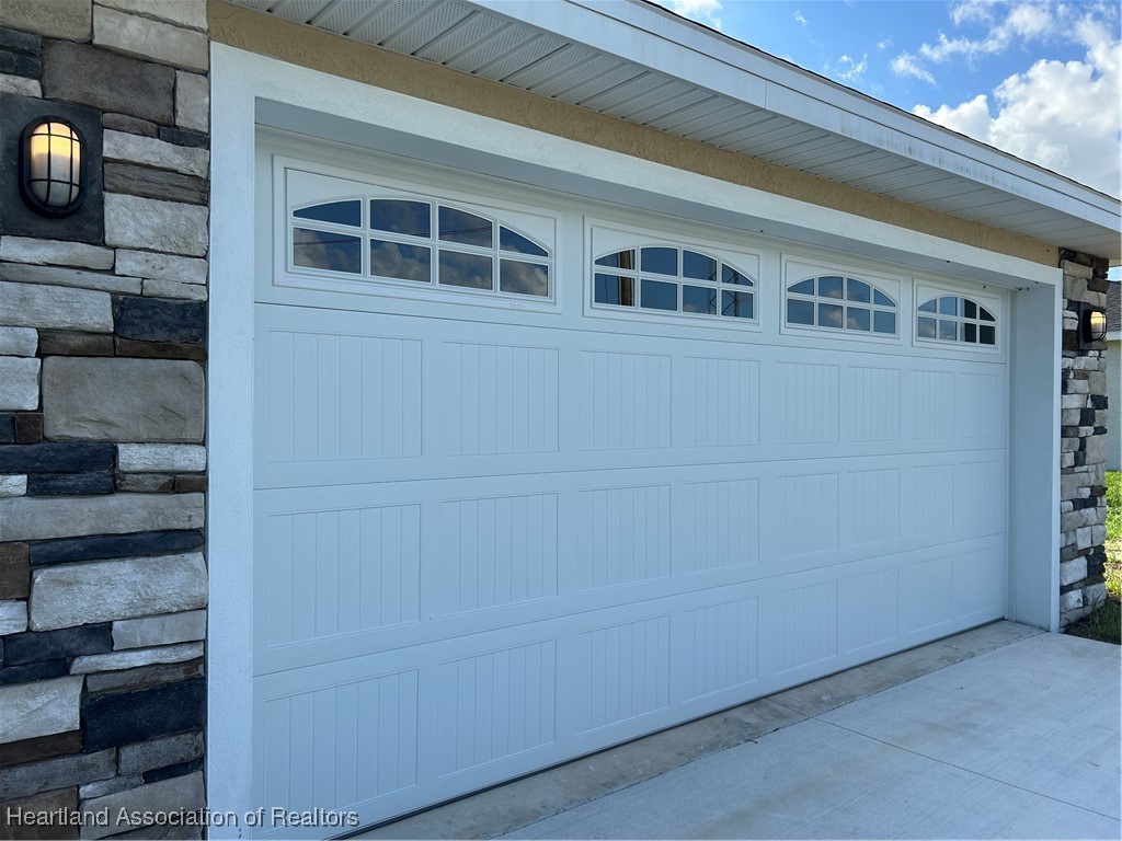 4209 Doc Coil Road Bowling Green, FL 33834 - Photo 3 of 10 Gallery Image 3