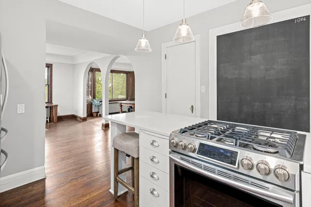 $589,900 | 4402 West Lake Harriet Parkway, Minneapolis, MN 55410