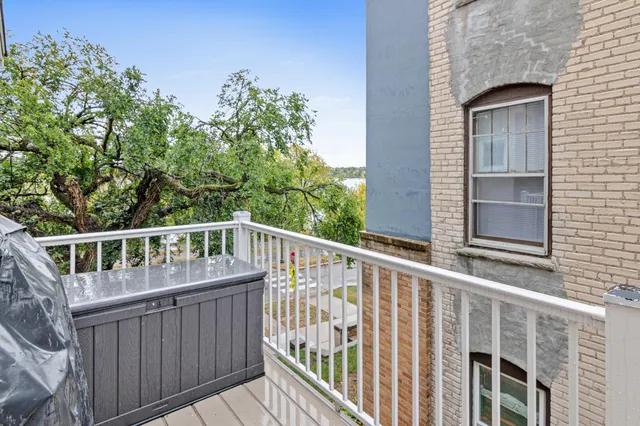 $589,900 | 4402 West Lake Harriet Parkway, Minneapolis, MN 55410