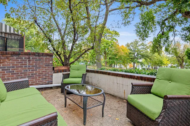 $589,900 | 4402 West Lake Harriet Parkway, Minneapolis, MN 55410