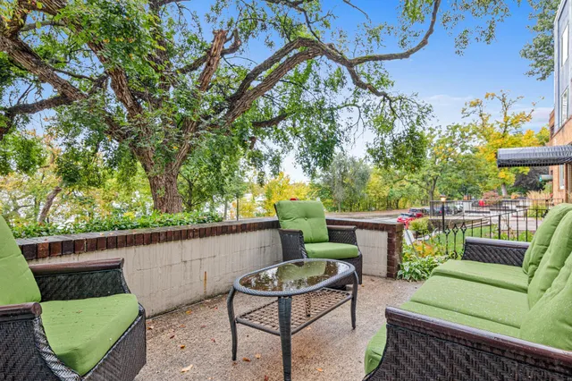 $589,900 | 4402 West Lake Harriet Parkway, Minneapolis, MN 55410