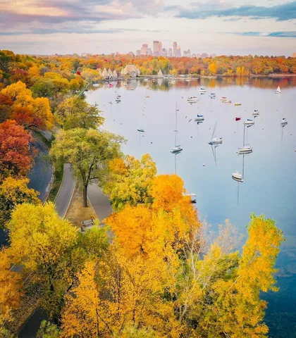 $589,900 | 4402 West Lake Harriet Parkway, Minneapolis, MN 55410