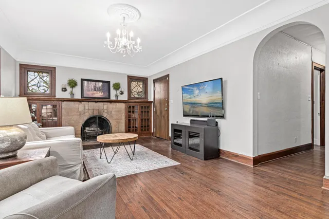 $589,900 | 4402 West Lake Harriet Parkway, Minneapolis, MN 55410