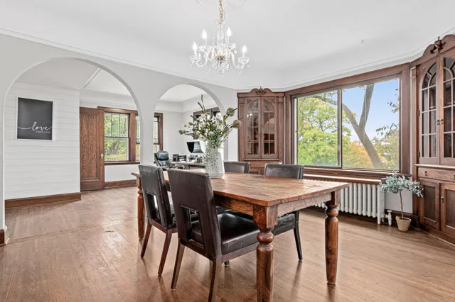 $589,900 | 4402 West Lake Harriet Parkway, Minneapolis, MN 55410