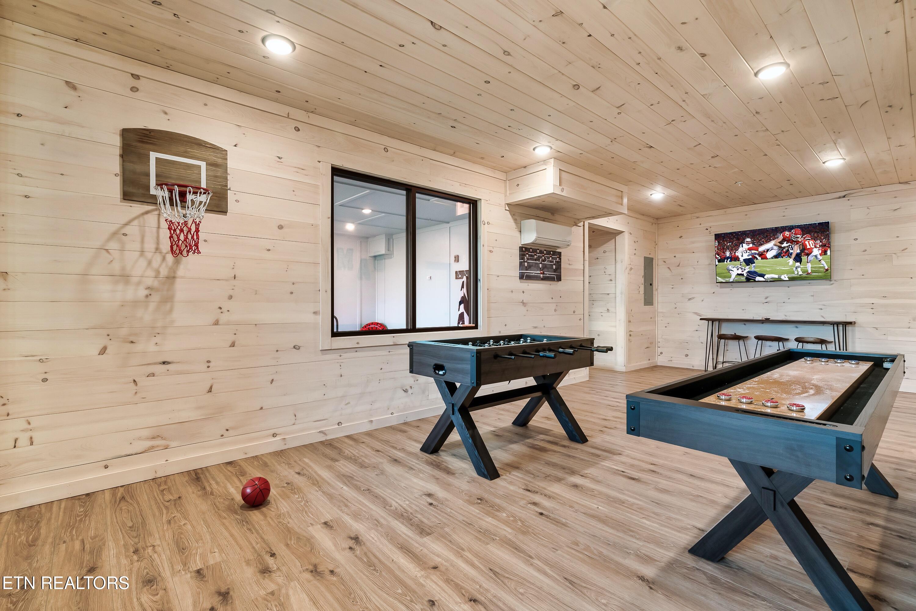 140 Water Tower Road Gatlinburg, TN 37738 - Photo 10 of 60 140WT-16