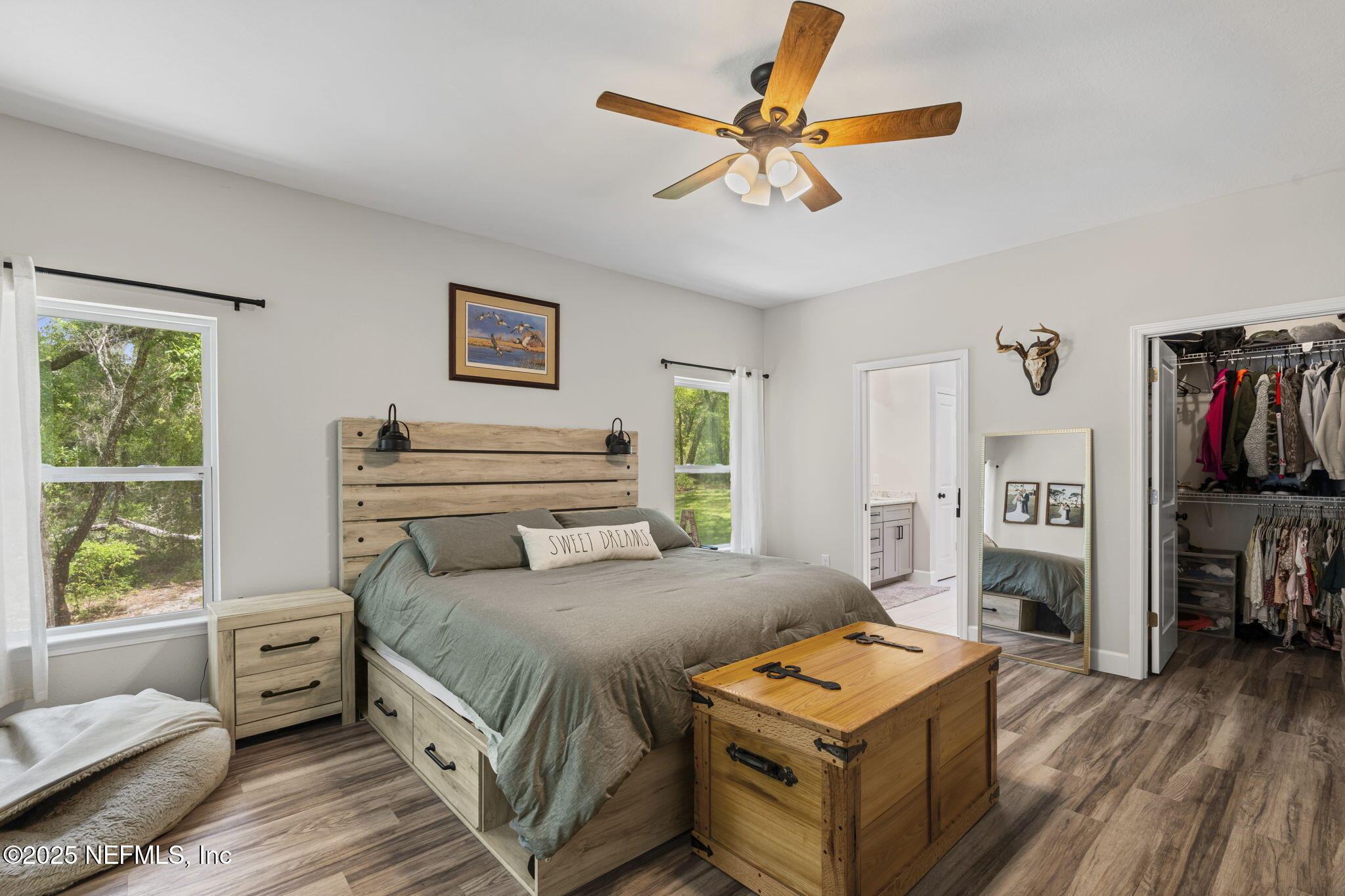 1540 Baden Powell Road Hawthorne, FL 32640 - Photo 22 of 48 Owners suite