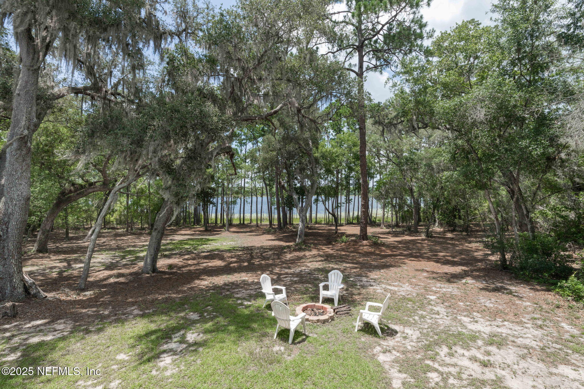 1540 Baden Powell Road Hawthorne, FL 32640 - Photo 33 of 48 Back porch view