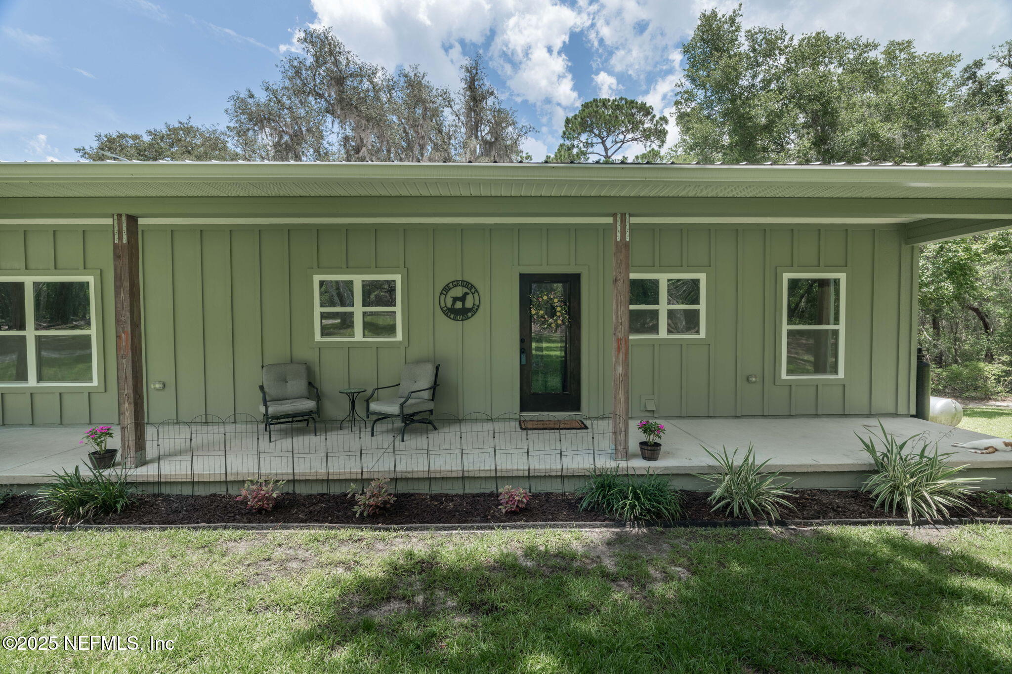 1540 Baden Powell Road Hawthorne, FL 32640 - Photo 9 of 48 Front porch