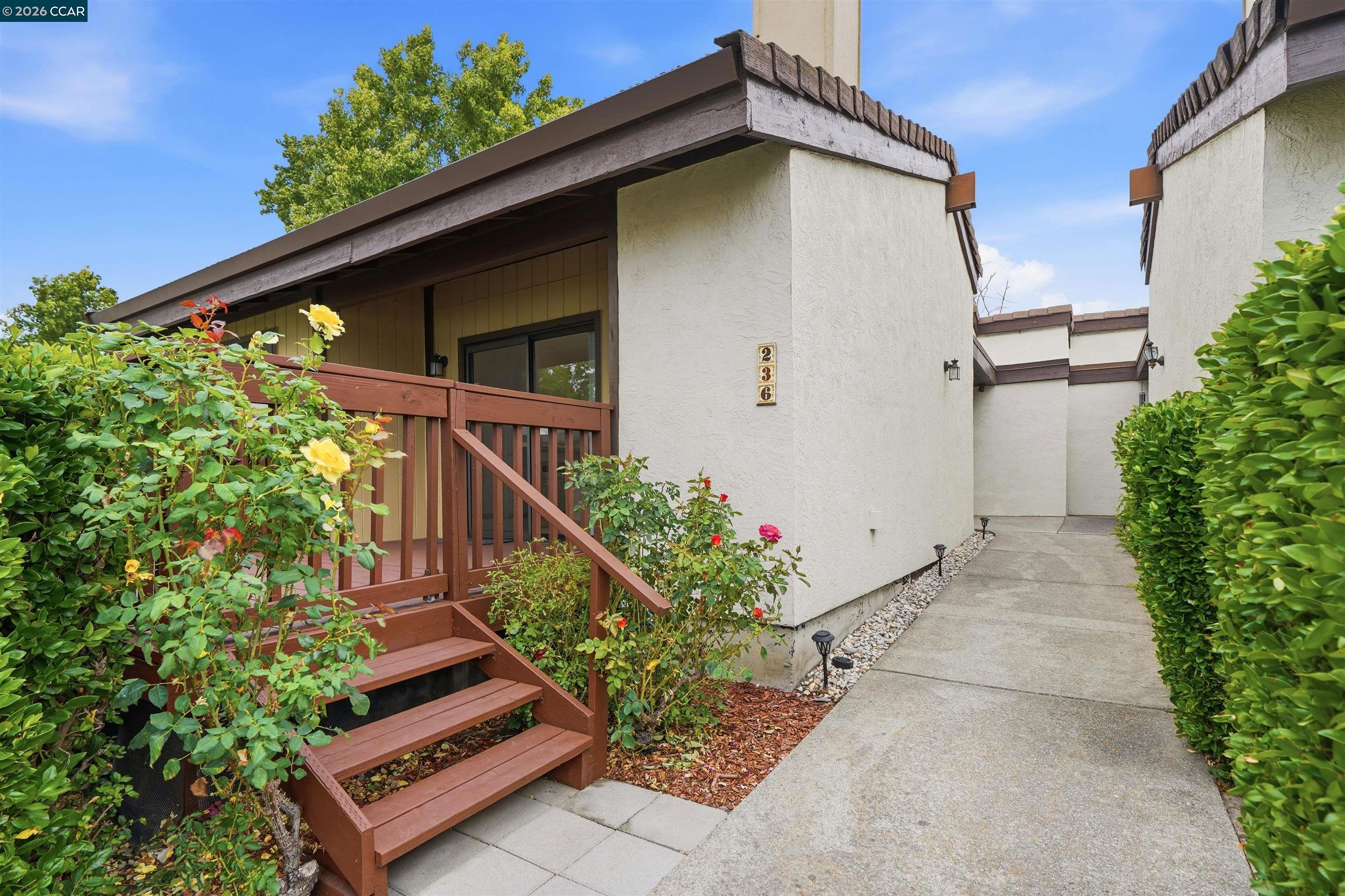236 Tangerine Court San Ramon, CA 94583 - Photo 3 of 31