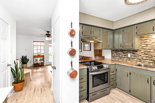 $129,900 | 1900 False River Drive, New Roads, LA 70760