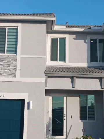 $2,600 | 689 Southeast 13th St Circle, Homestead, FL 33034