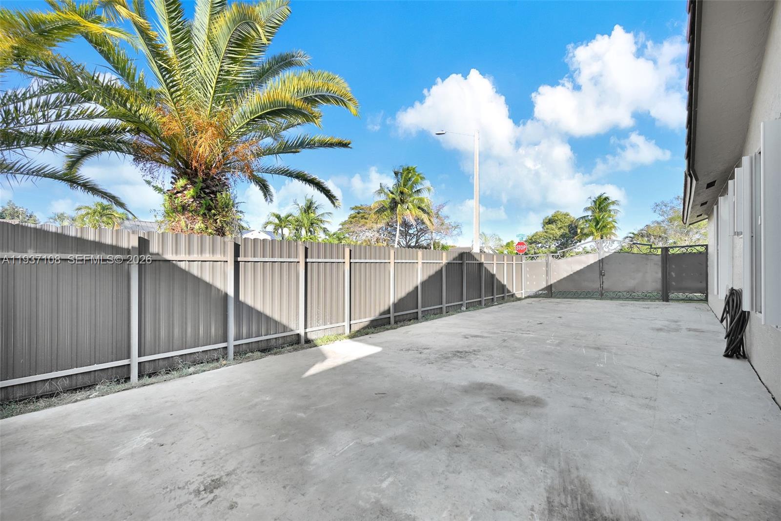 17020 Southwest 149th Avenue Miami, FL 33187 - Photo 13 of 68