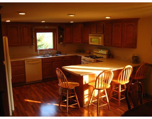210 Mansfield Road Washington, PA 15301 - Photo 2 of 8 Kitchen.