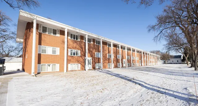 $82,000 | 813 6th Avenue North, Unit C16, Fargo, ND 58102
