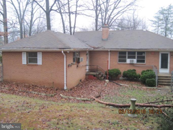 8717 Briarcroft Lane Laurel, MD 20708 - Photo 7 of 7 Exterior (Rear)