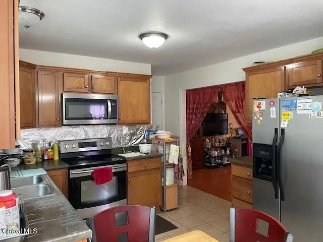 $269,900 | 17 1st Street, Hudson Falls, NY 12839