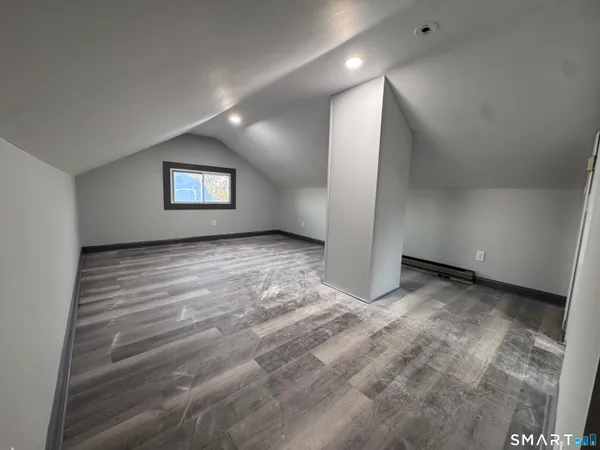 $3,500 | 95 New Canaan Avenue, Unit 2, Norwalk, CT 06850