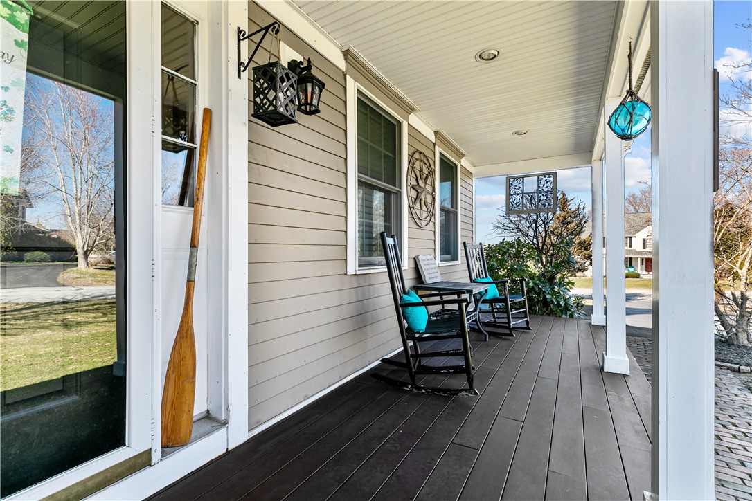 9 High Hawk Road Portsmouth, RI 02871 - Photo 3 of 50