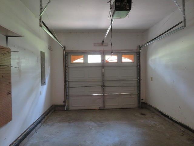 823 Hadley Road Clarksville, TN 37042 - Photo 14 of 14 a view of empty room