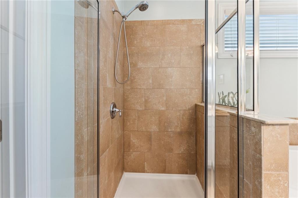 7330 Winthrop Road Alpharetta, GA 30005 - Photo 22 of 44