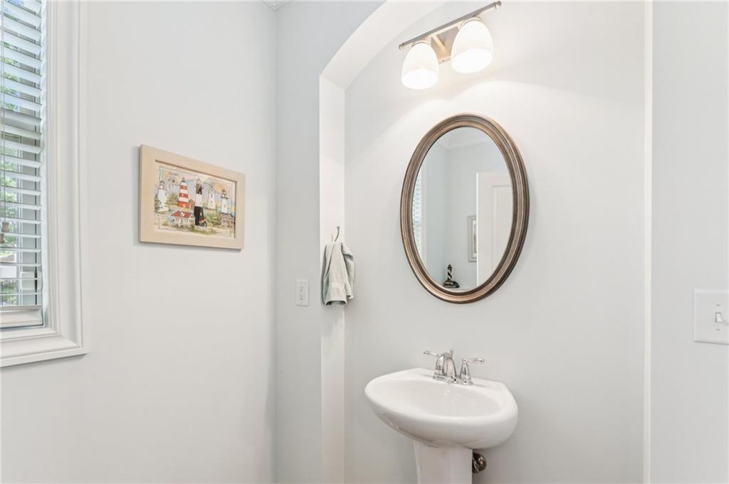 7330 Winthrop Road Alpharetta, GA 30005 - Photo 30 of 44