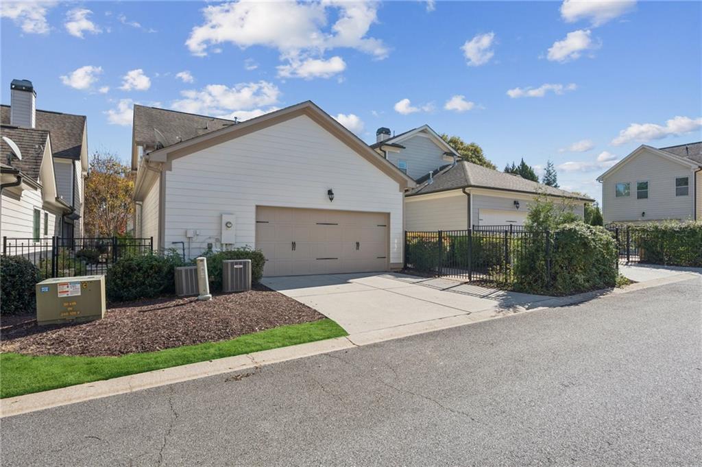 7330 Winthrop Road Alpharetta, GA 30005 - Photo 37 of 44