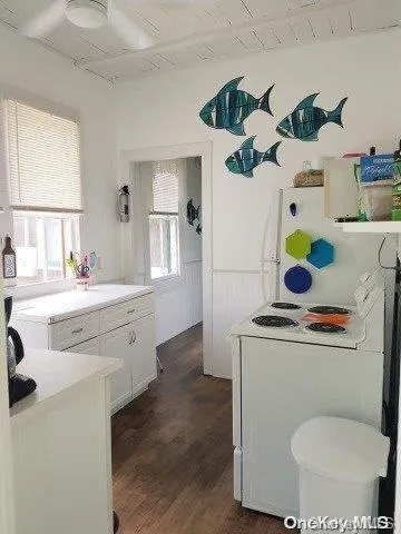 $4,700 | 276 Cottage Walk, Ocean Beach, NY 11770