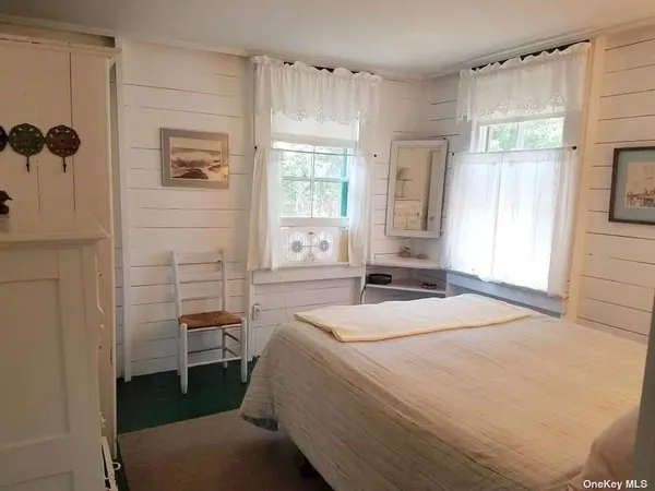 $4,700 | 276 Cottage Walk, Ocean Beach, NY 11770