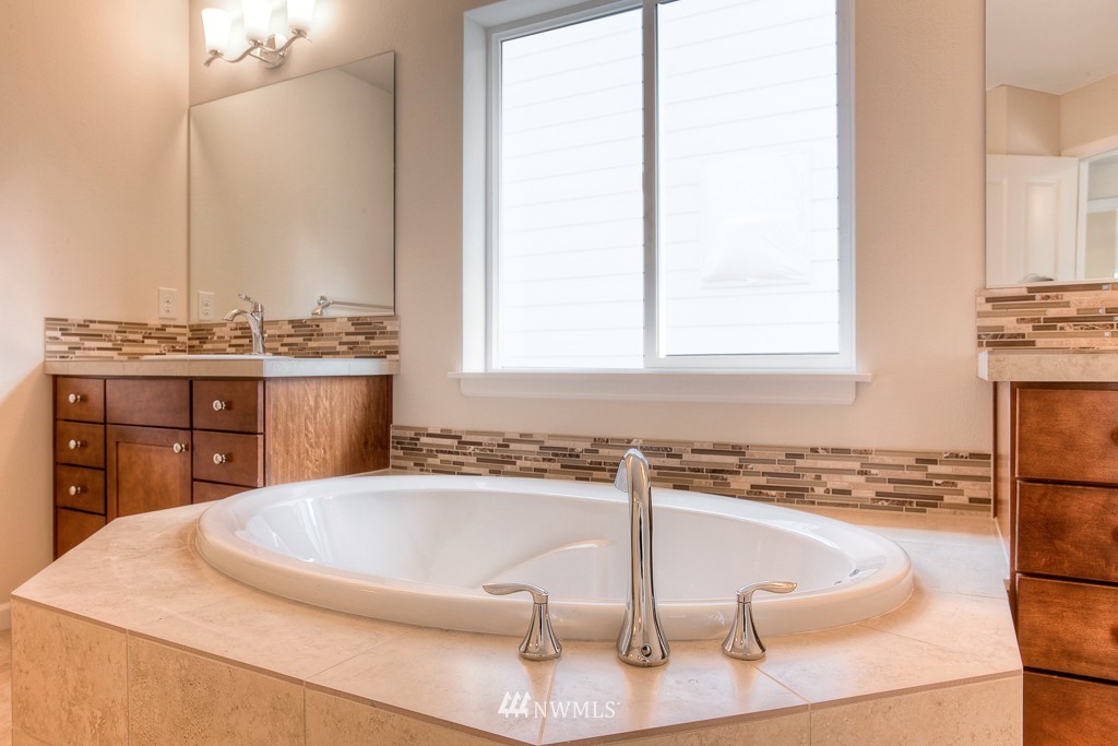 16309 Southeast 138th Place, Unit LOT42 Renton, WA 98059 - Photo 13 of 18 Gallery Image 13