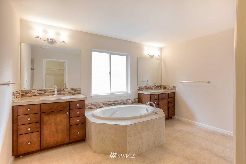 16309 Southeast 138th Place, Unit LOT42 Renton, WA 98059 - Photo 14 of 18 Gallery Image 14