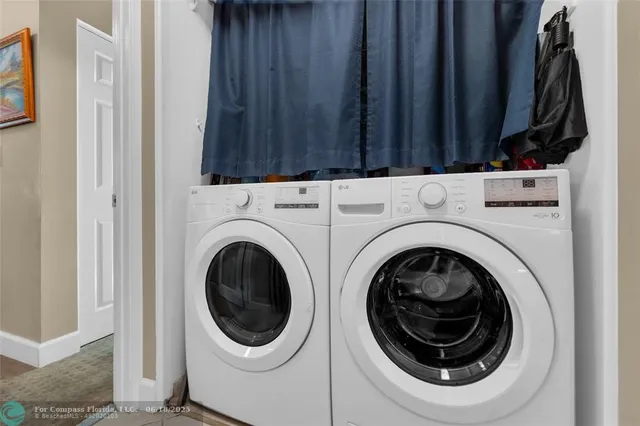 $333,333 | 3074 South Oakland Forest Drive, Unit 702, Oakland Park, FL 33309